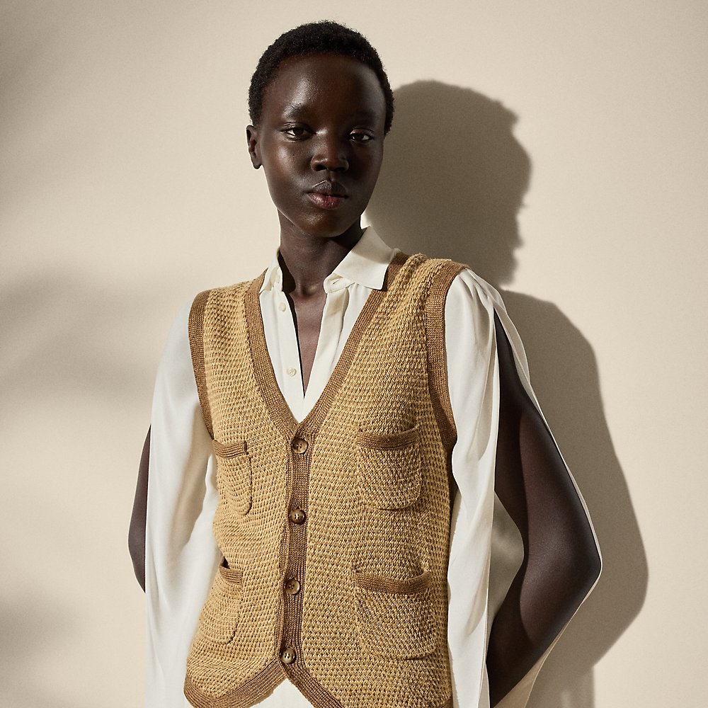 Pullunder aus Leinen-Seiden-Tweed Pullunder aus Leinen-Seiden-Tweed von Collection