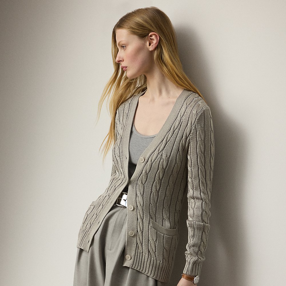 Seiden-Strickjacke mit Zopfmuster Seiden-Strickjacke mit Zopfmuster von Collection