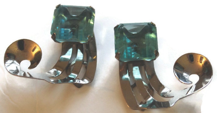 Vintage Art Deco Aqua Glas Clips 1930Er Jahre Silberschmuck Vintage Art Deco Aqua Glas Clips 1930Er Jahre Silberschmuck von CollectionsbyAnn