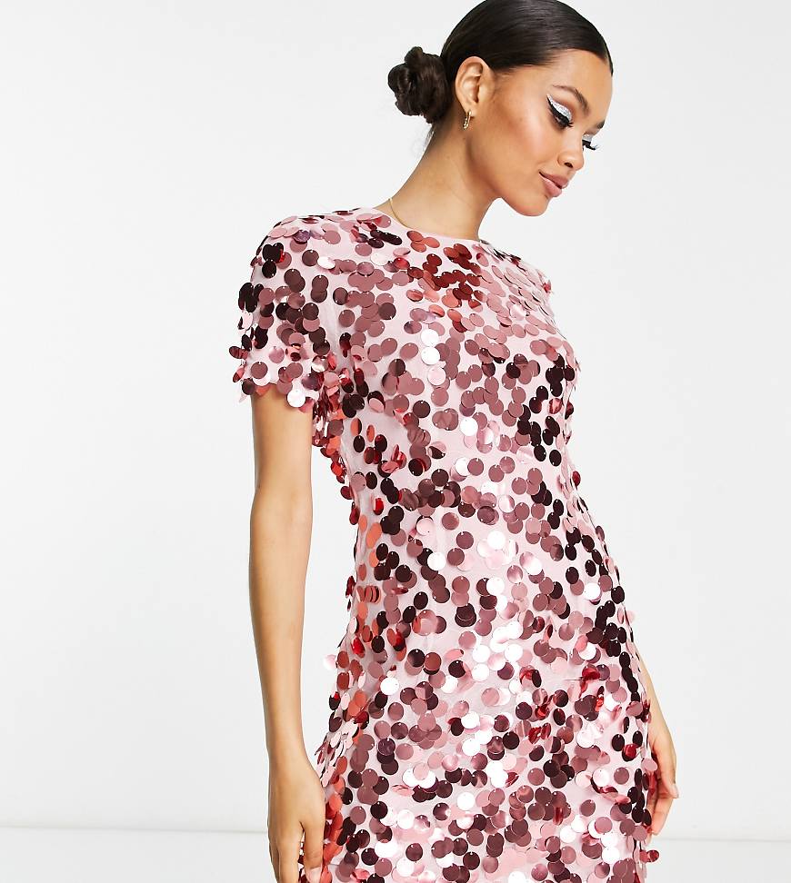 Collective The Label Petite - Exclusive - Kurzes T-Shirt-Kleid in Rosa mit scheibenförmigem Paillettenbesatz von Collective The Label Petite