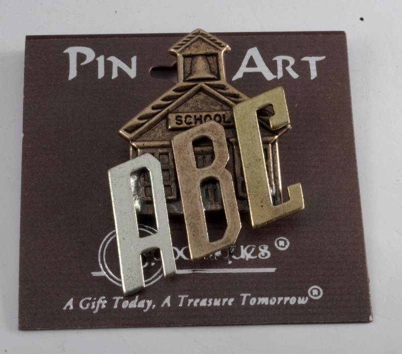 Pin "Abc" Schulhaus Für Kunstlehrer Von Spoontiques New On Card" Pin "Abc" Schulhaus Für Kunstlehrer Von Spoontiques New On Card" von CollectorsUtopia