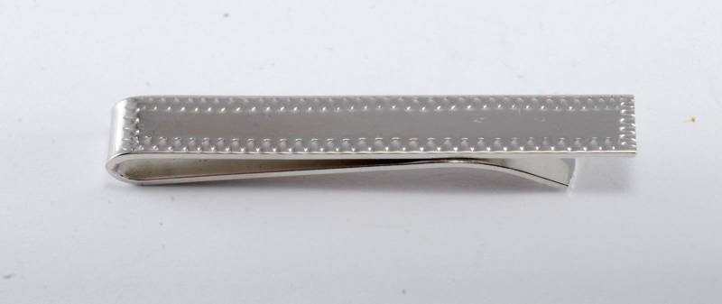 Vintage Hayward Krawattenklammer Versilbertes Messing Traditionelles Design Nos Signiert Usa von CollectorsUtopia