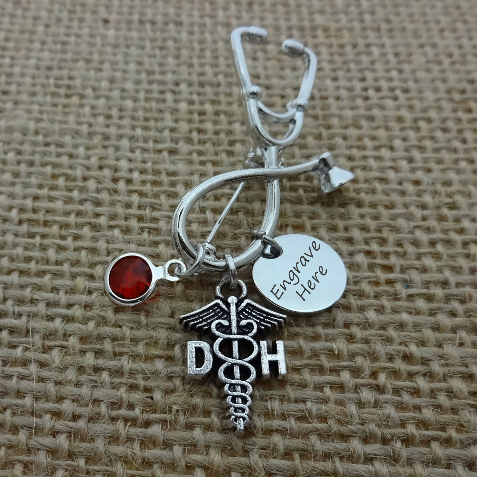 Dh Dental Hygenist Pin, Personalisierter Krankenschwester Pinning Zeremonie, Still Student Abschluss Geschenk von CollegeThings