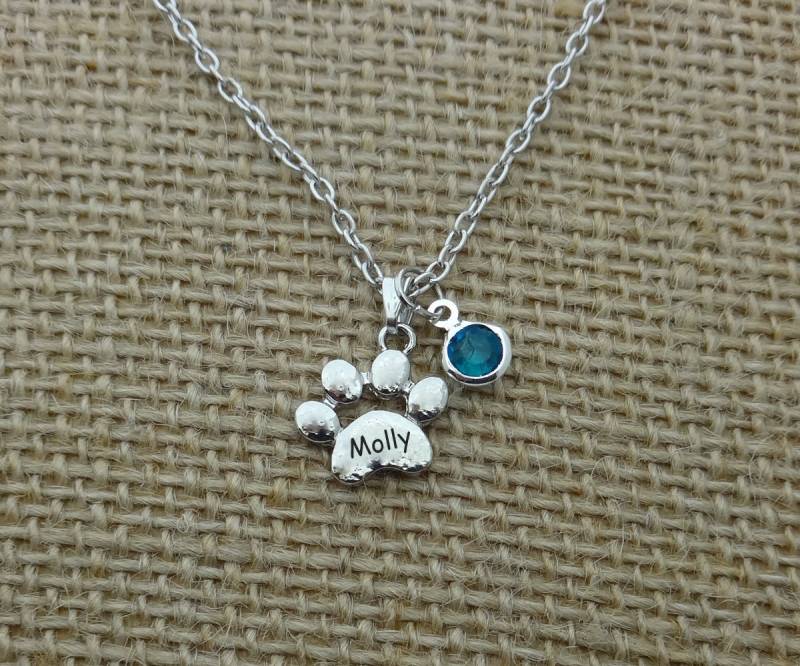 Hundenamen Halskette, Katzenpfote Personalisiert, Hundepfote Hund Name Schmuck, Knochen Charm Hundeliebhaber Geschenk, Haustier Erinnerung von CollegeThings