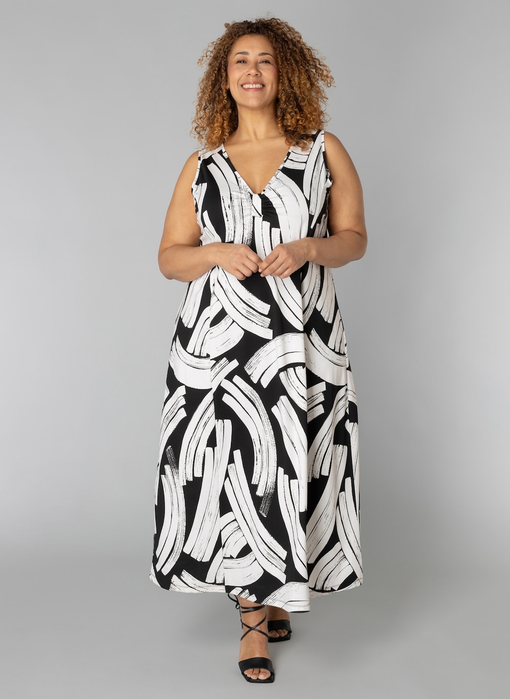 Große Größen Kleid Pauline, Damen, schwarz, Größe: 46, Viskose/Synthetische Fasern, Happy Size DE Women von Colletta