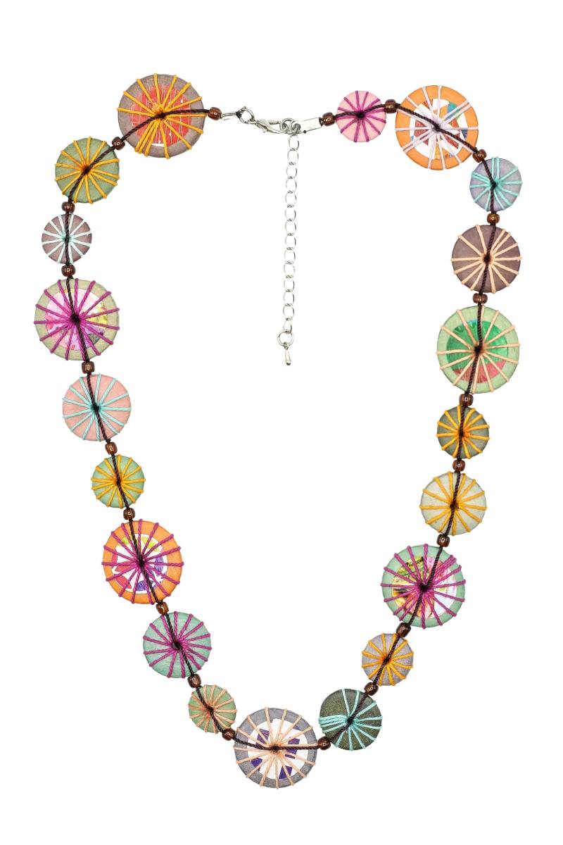 COLLEZIONE ALESSANDRO Kette mit Anhänger "Knopf" mit Garn umwickelte Holzscheiben von Collezione Alessandro