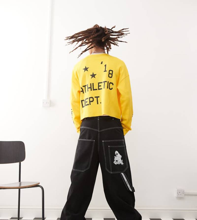 COLLUSION - Athletic Football - Kastiges, langärmliges T-Shirt in Gelb von Collusion