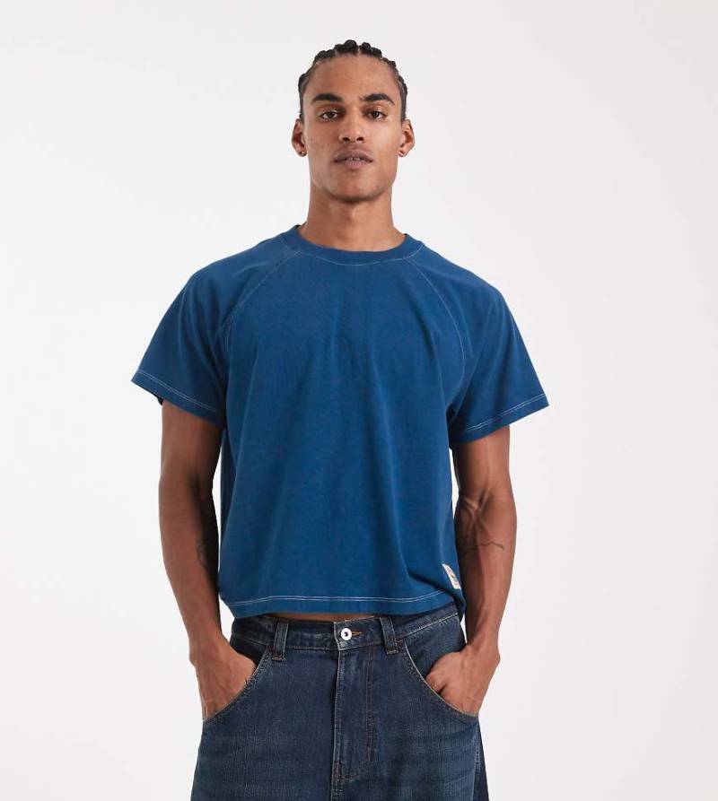 COLLUSION - Circular Design Collection - Hochwertiges Raglan-T-Shirt in Marineblau von Collusion