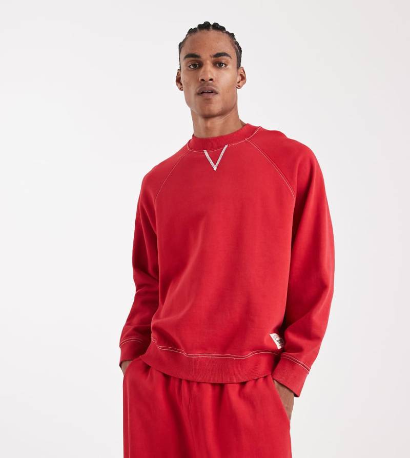 COLLUSION - Circular Design Collection - Schweres, kastiges Sweatshirt in verwaschenem Rot von Collusion