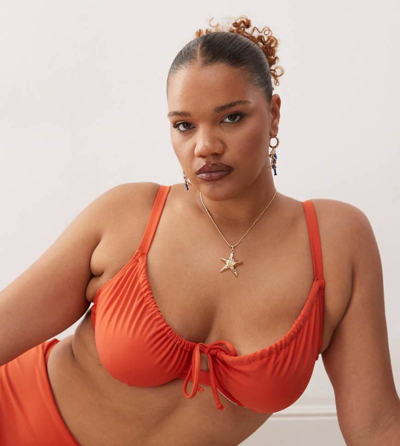 COLLUSION Curve - Mix and Match - Bügel-Bikinioberteil in Dunkelorange von Collusion