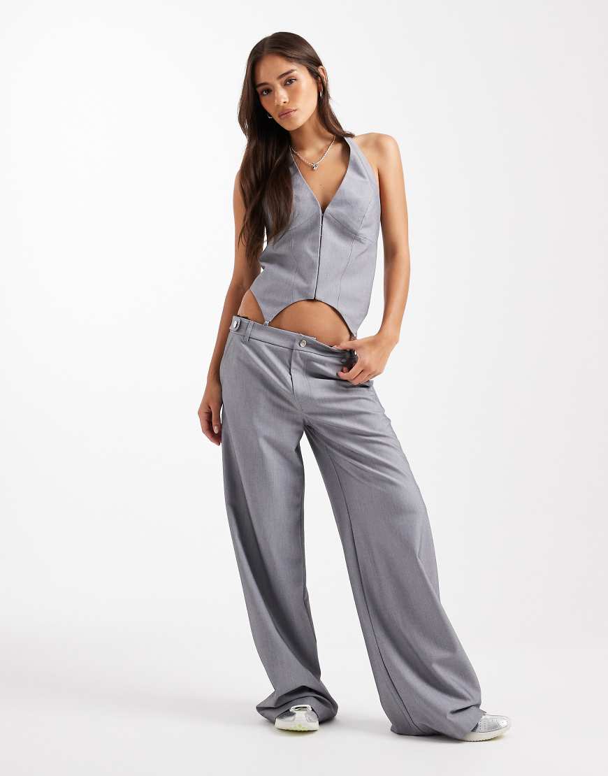 COLLUSION - Elegante Relaxed Fit Hose in Anthrazit mit niedrigem Bund-Grau von Collusion