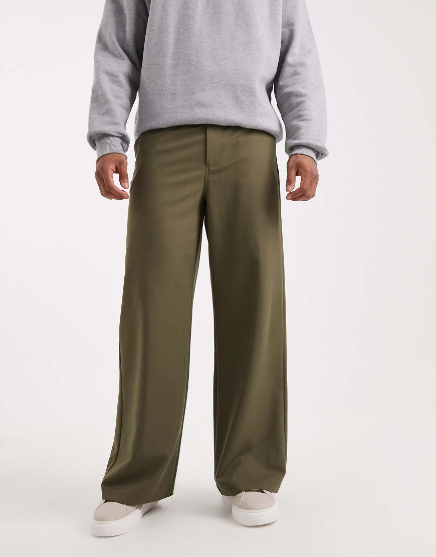 COLLUSION - Elegante Relaxed Fit Hose in Khaki-Grün von Collusion