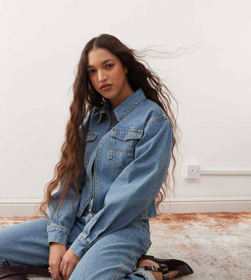 COLLUSION - Figurbetonte Jacke in mittlerer Waschung, Kombiteil-Blau von Collusion