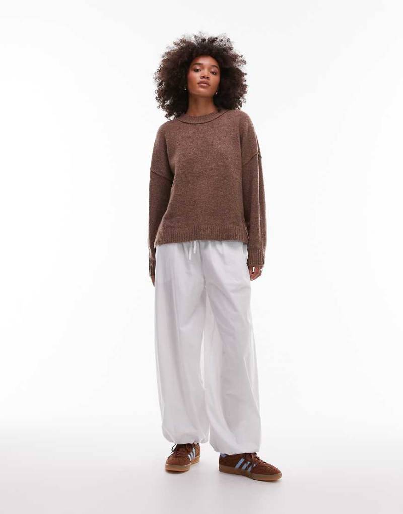 COLLUSION - Pullover in meliertem Braun mit Rundhalsausschnitt-Brown von Collusion