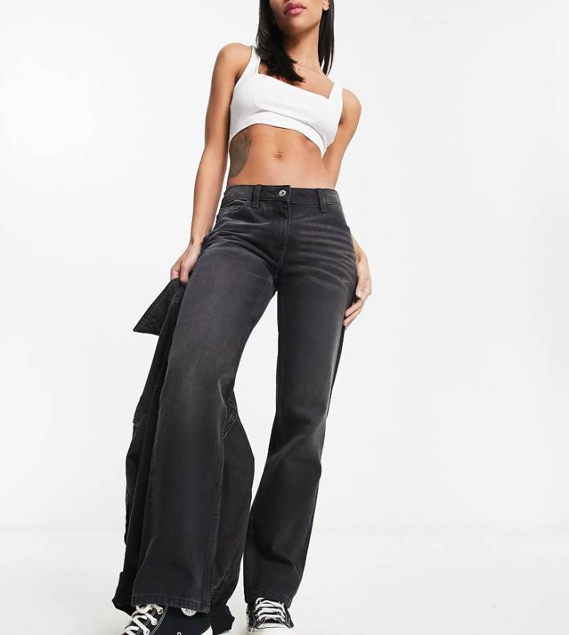 COLLUSION - Gerade geschnittene Jeans in verwaschenem Schwarz von Collusion
