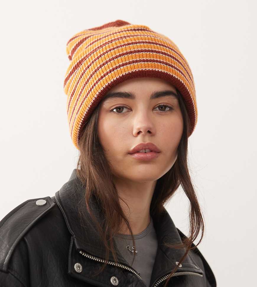 COLLUSION - Gestreifte Strickmütze in Braun-Bunt-Brown von Collusion