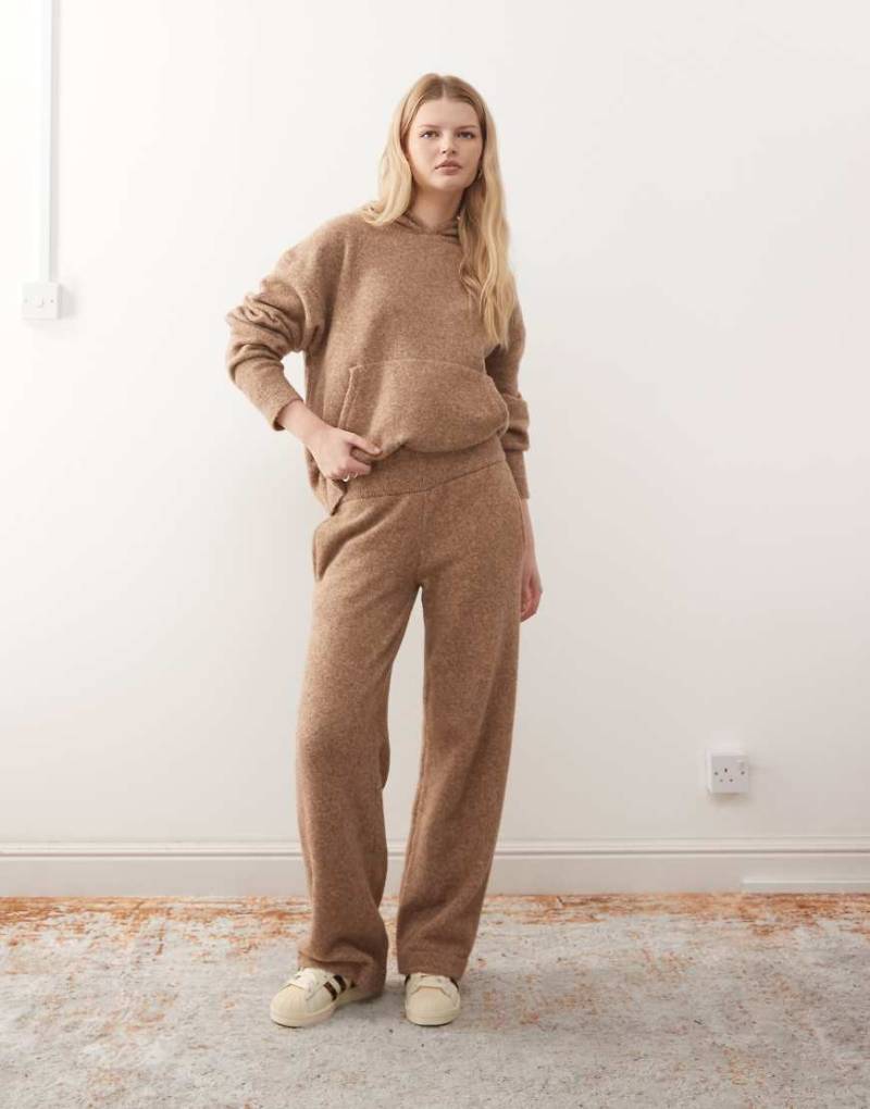 COLLUSION - Gestrickte Oversize-Jogginghose in Braun, Kombiteil-Brown von Collusion