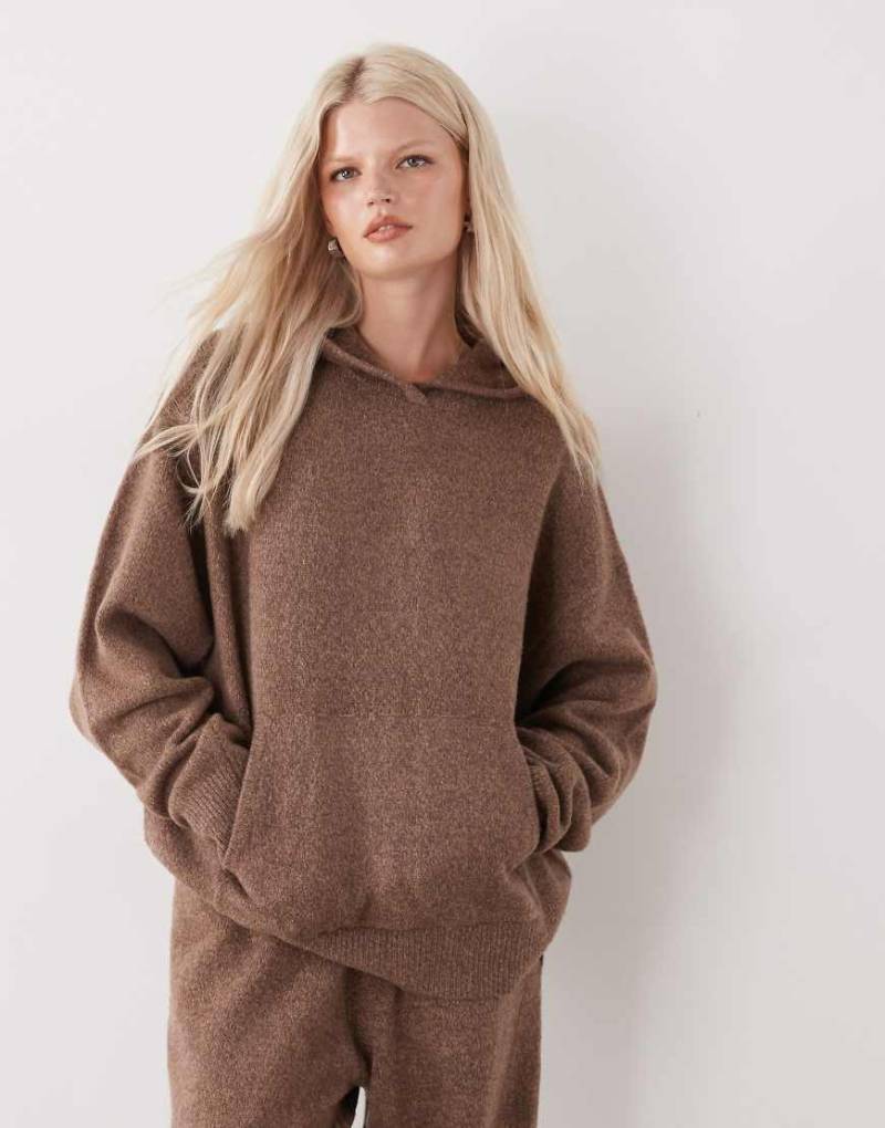 COLLUSION - Gestrickter Oversize-Kapuzenpullover in Braun, Kombiteil-Brown von Collusion