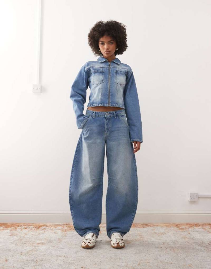 COLLUSION - Ballon-Jeans in verwaschenem Blau mit Oversize-Passform von Collusion