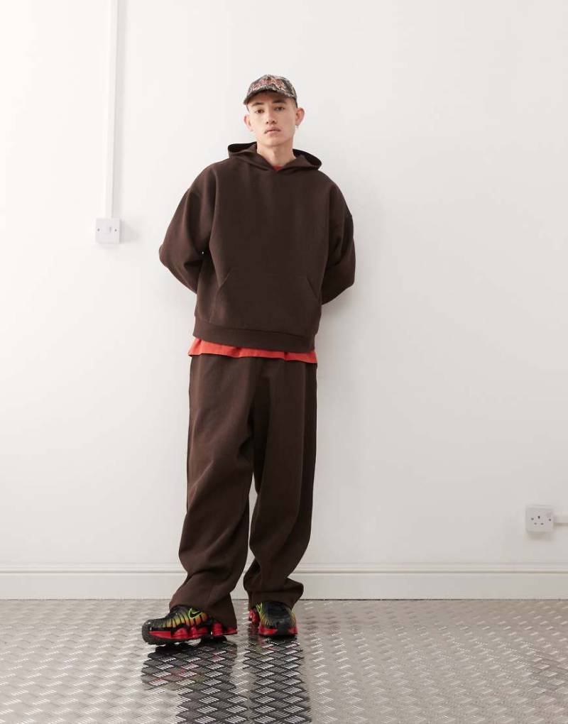 COLLUSION - Jogginghose aus Jersey in Braun mit Waffelstruktur, Kombiteil von Collusion