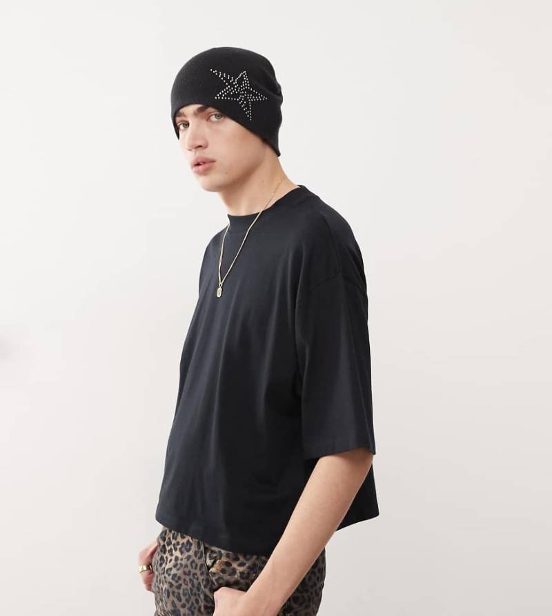 COLLUSION - Kastig und weit geschnittenes T-Shirt in Schwarz von Collusion