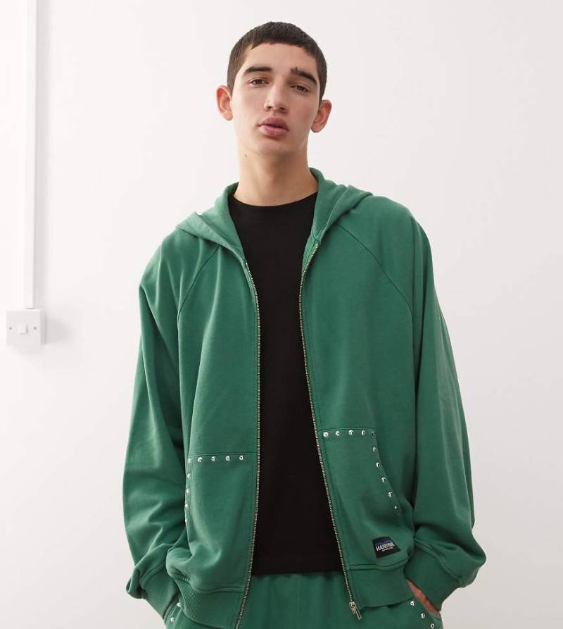 COLLUSION - Kastige Kapuzenjacke in Grün mit Nietenverzierung von Collusion