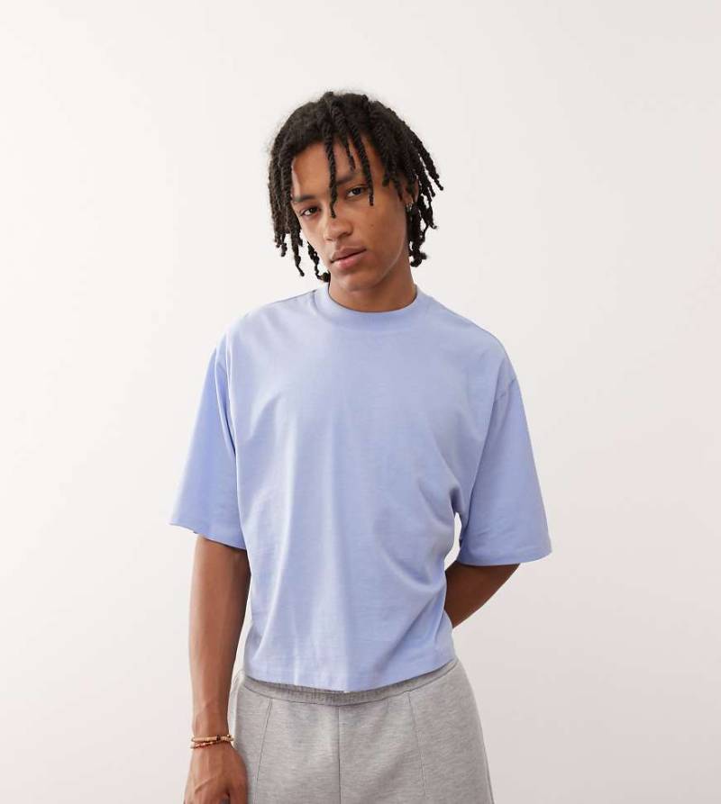 COLLUSION - Kastiges, locker geschnittenes T-Shirt in Hellblau von Collusion