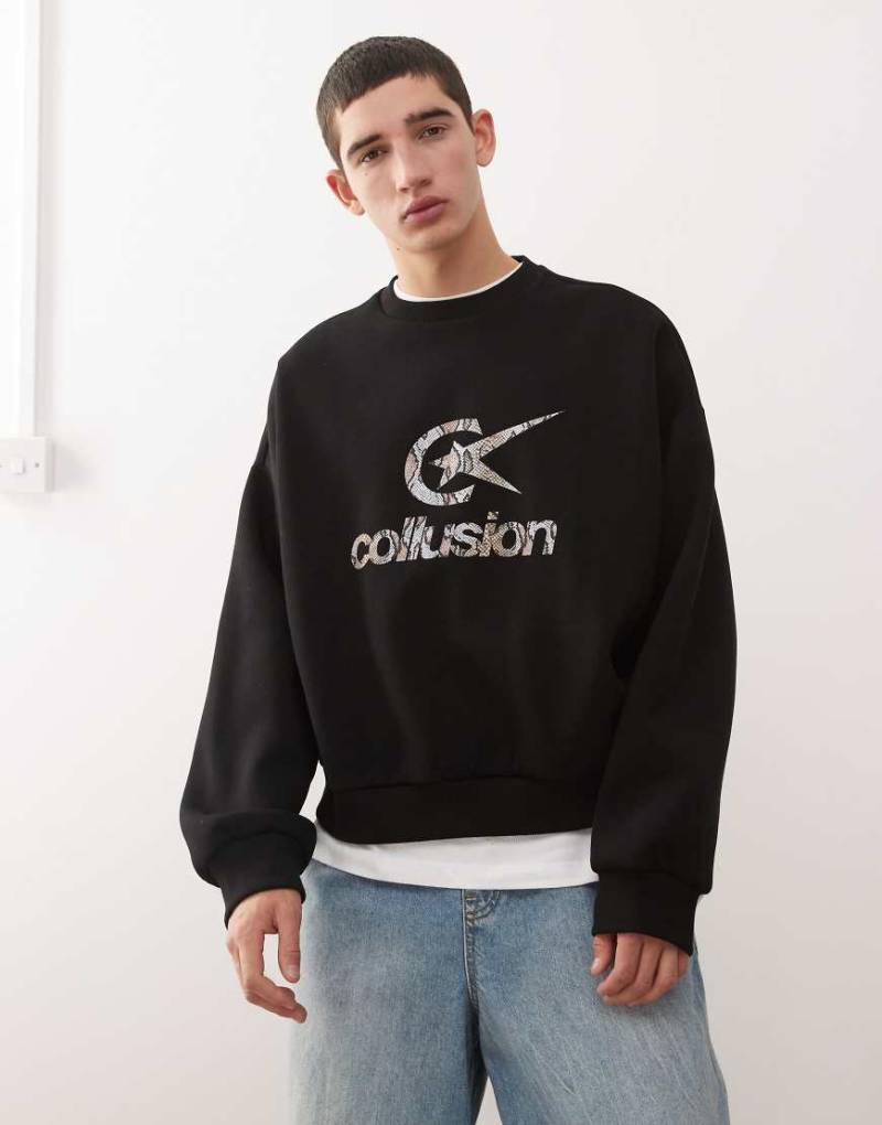 COLLUSION - Kastiges Oversize-Sweatshirt in Schwarz mit Logoprint von Collusion