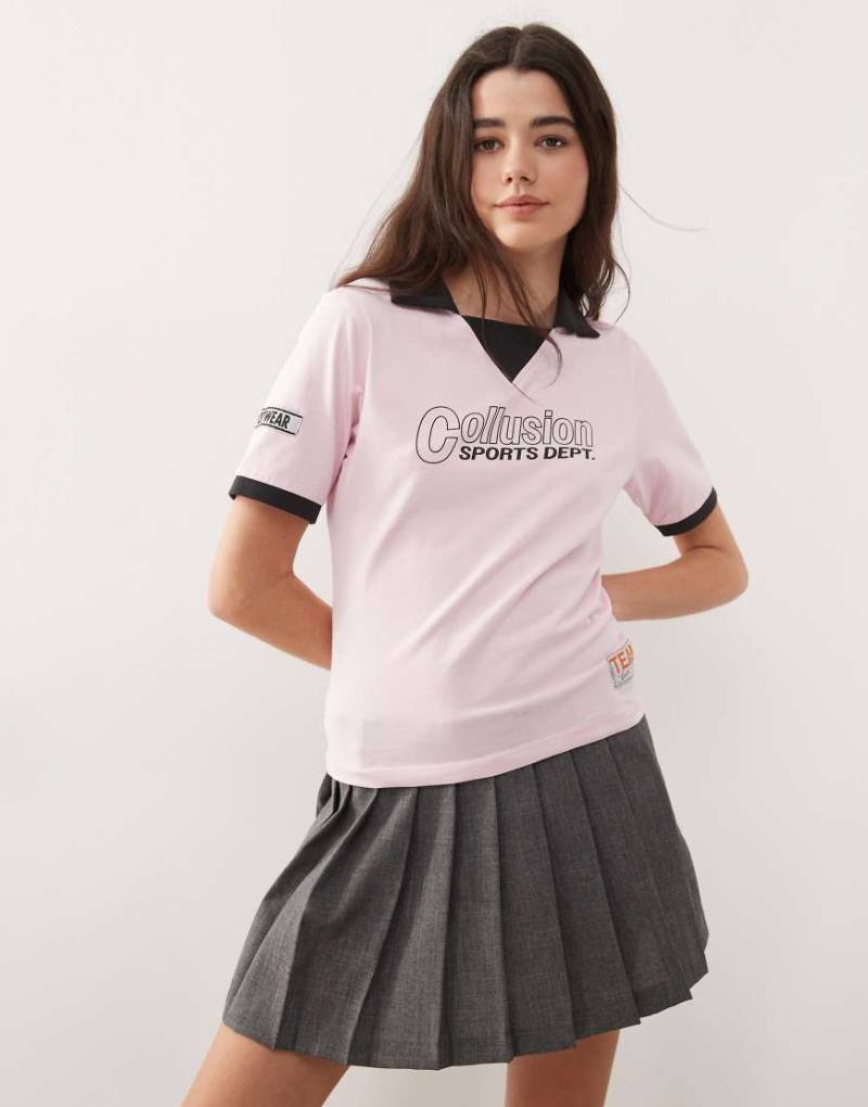 COLLUSION - Knapp geschnittenes Poloshirt in Babyrosa von Collusion