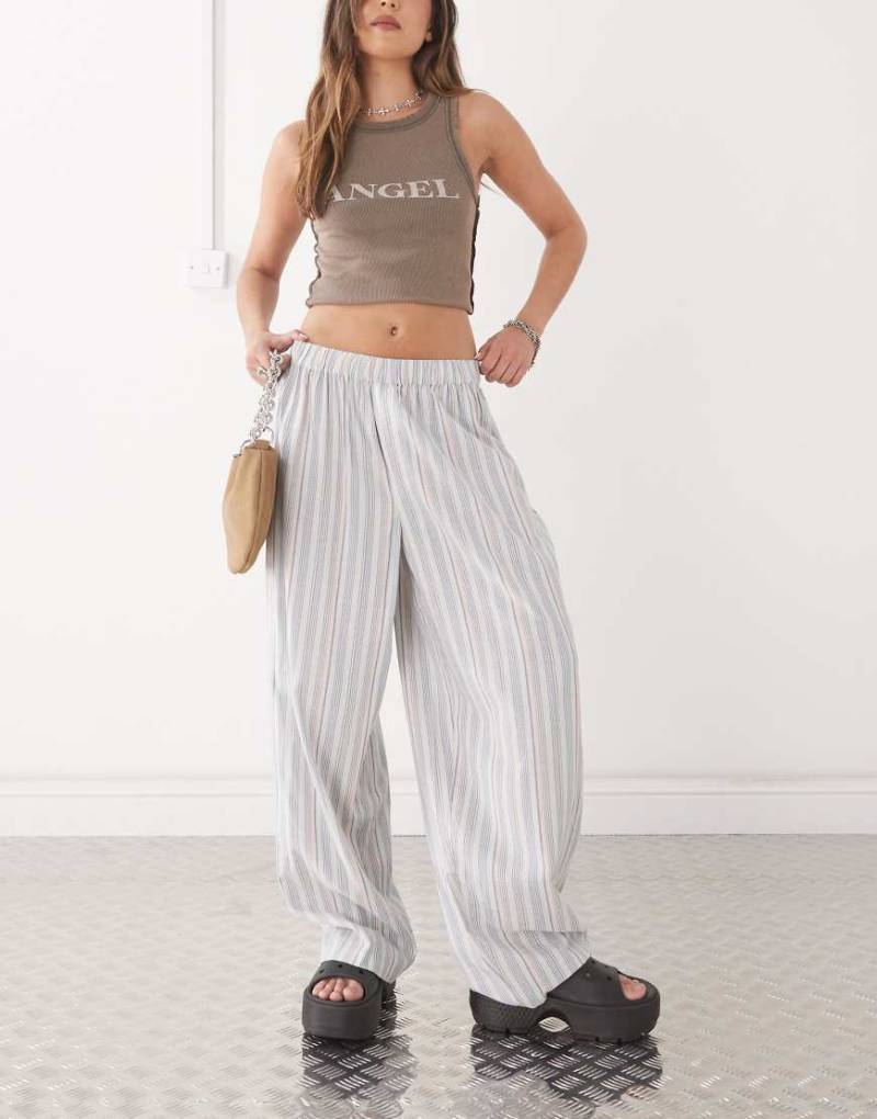 COLLUSION - Lässig geschnittene Hose aus Webstoff mit buntem Streifenmuster-Mix, Kombiteil von Collusion