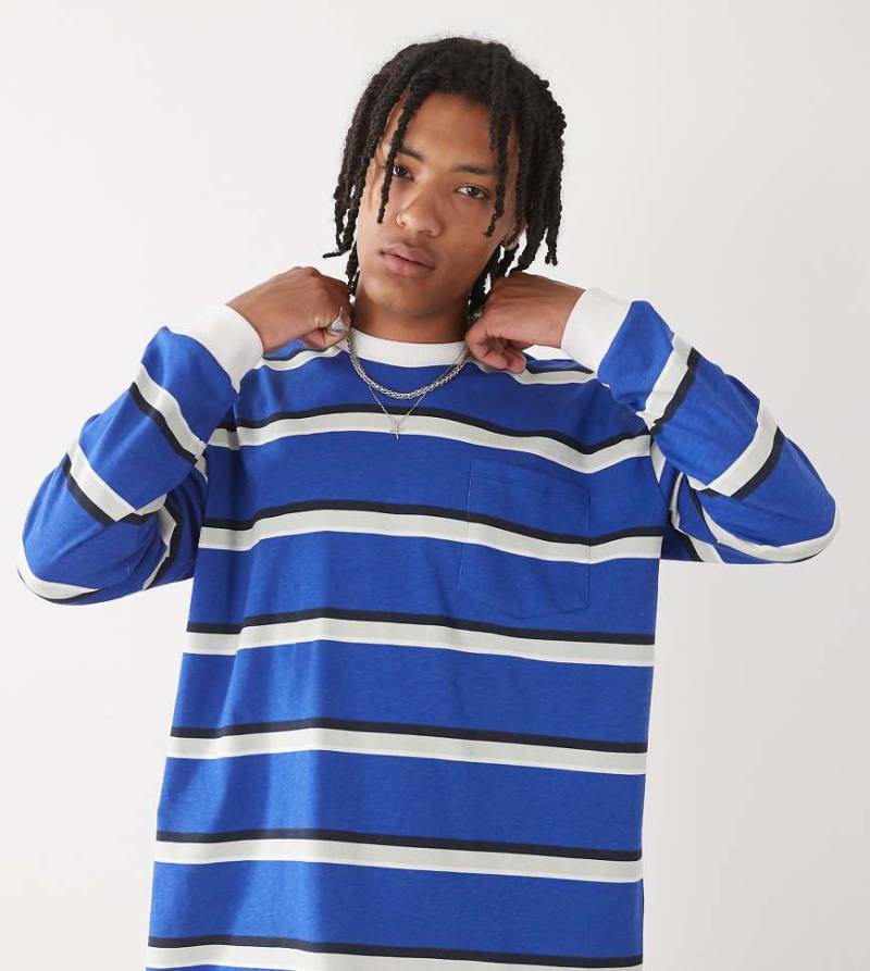 COLLUSION - Langärmeliges, gestreiftes T-Shirt in Blau mit Brusttasche-Bunt von Collusion