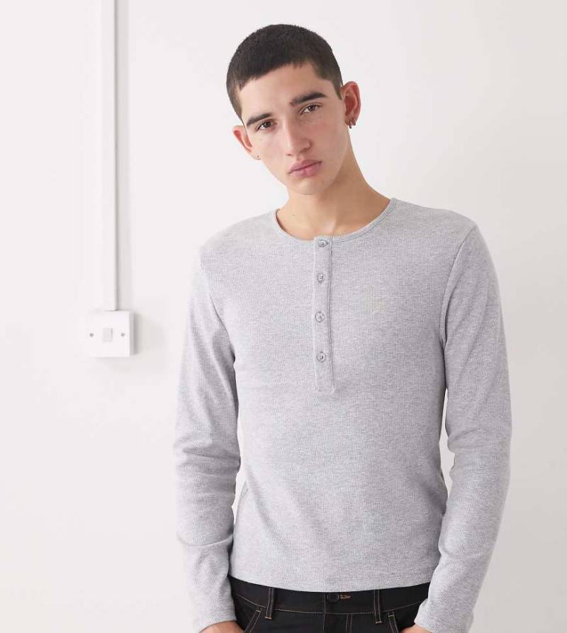 COLLUSION - Langärmliges, geripptes Henley-Oberteil in grau meliert mit schmalem Schnitt von Collusion