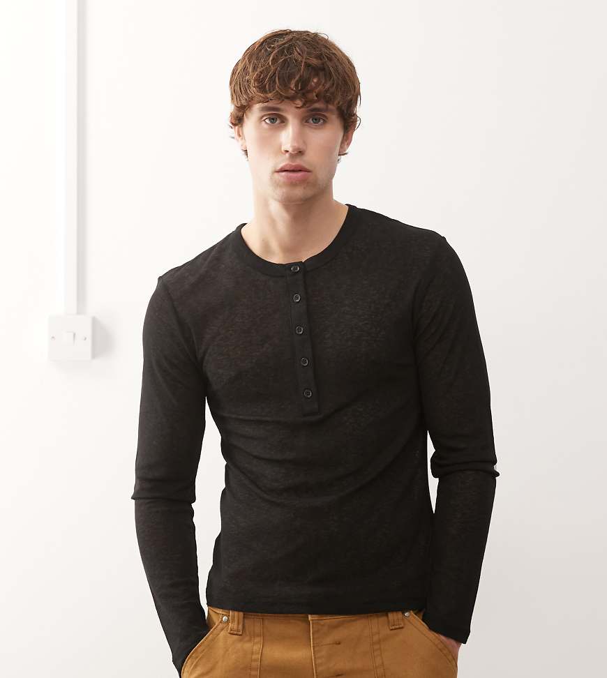COLLUSION - Langärmliges Henley-Shirt aus Netzstoff in Schwarz mit Knopfleiste von Collusion