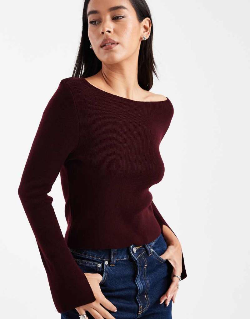 COLLUSION - Langärmliges Strickoberteil in Pflaume mit U-Boot-Ausschnitt-Lila von Collusion