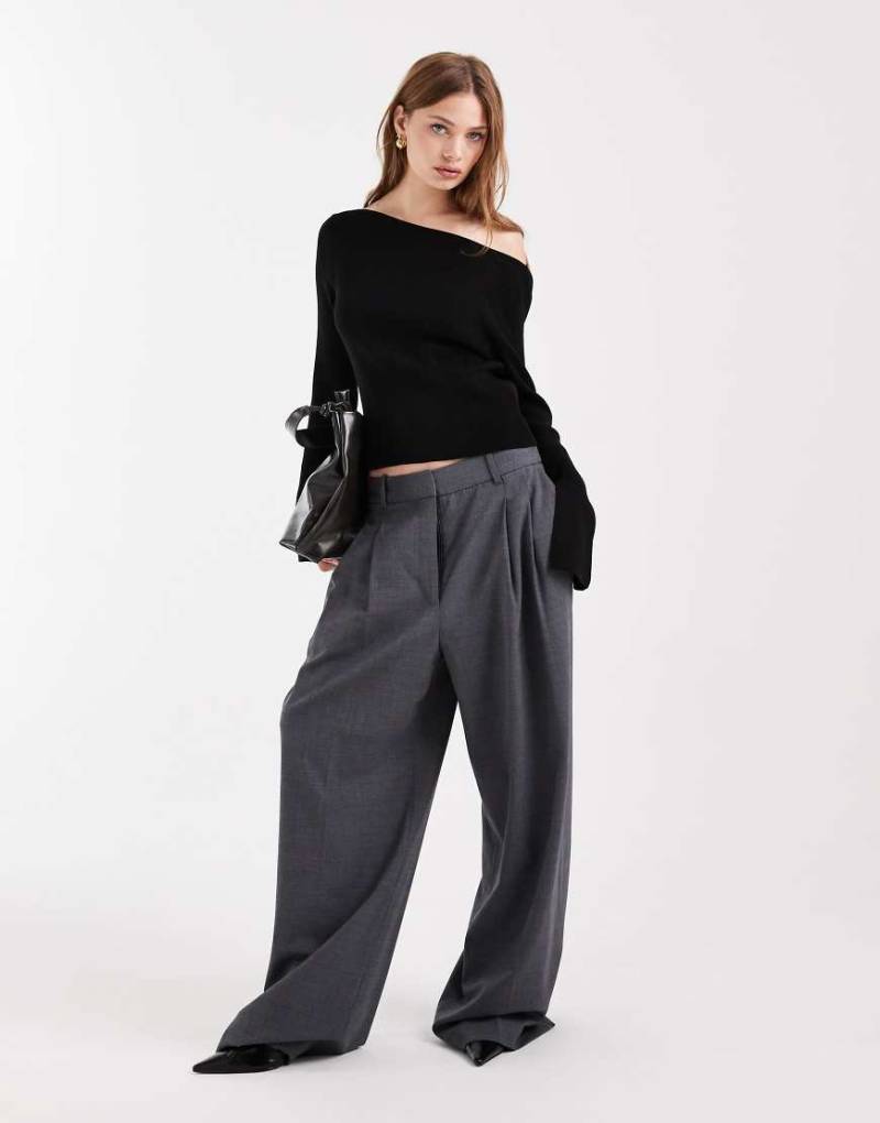 COLLUSION - Langärmliges Strickoberteil in Schwarz mit U-Boot-Ausschnitt von Collusion