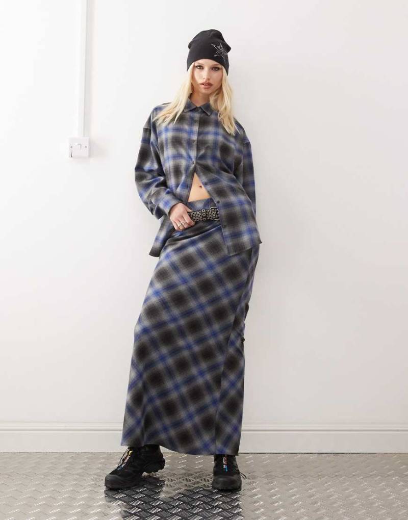 COLLUSION - Maxi-Schlupfrock in grau-blau kariert-Bunt von Collusion