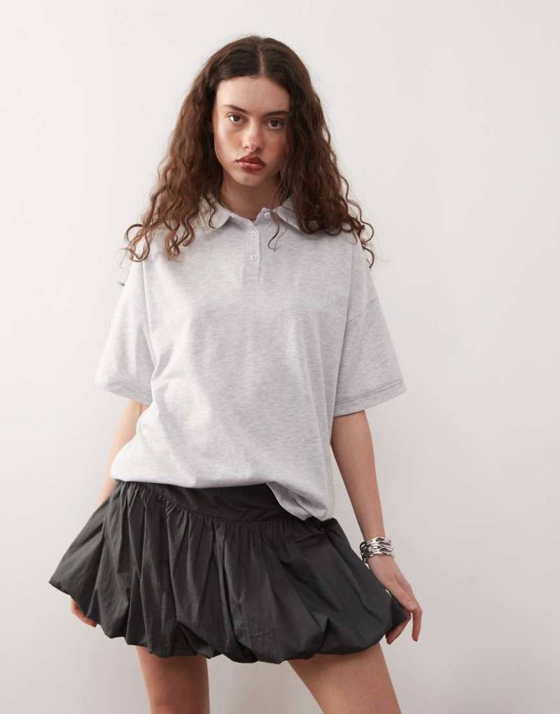 COLLUSION - Oversize-Polohemd in meliertem Grau von Collusion