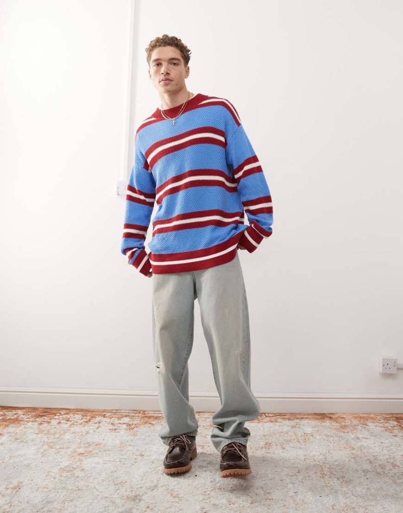 COLLUSION - Oversize-Strickpullover mit Streifen in Rot von Collusion