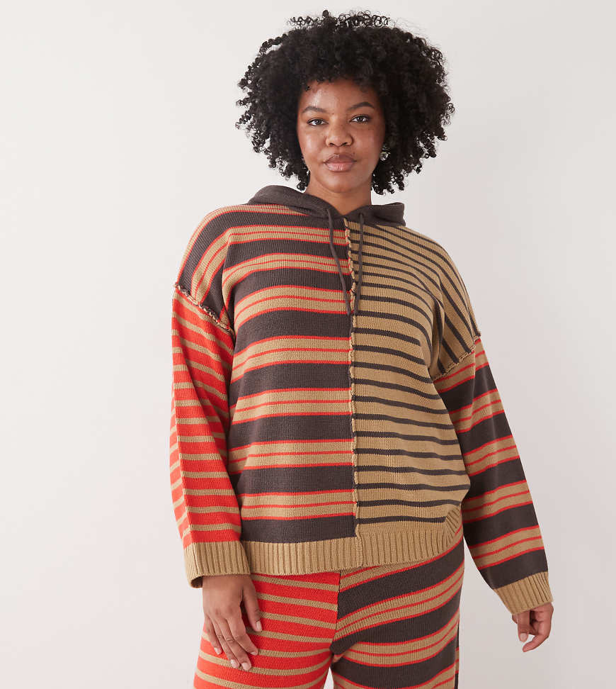 COLLUSION Plus - Gestreifter Kapuzenpullover aus Strick mit geteiltem Design, Kombiteil-Bunt von Collusion
