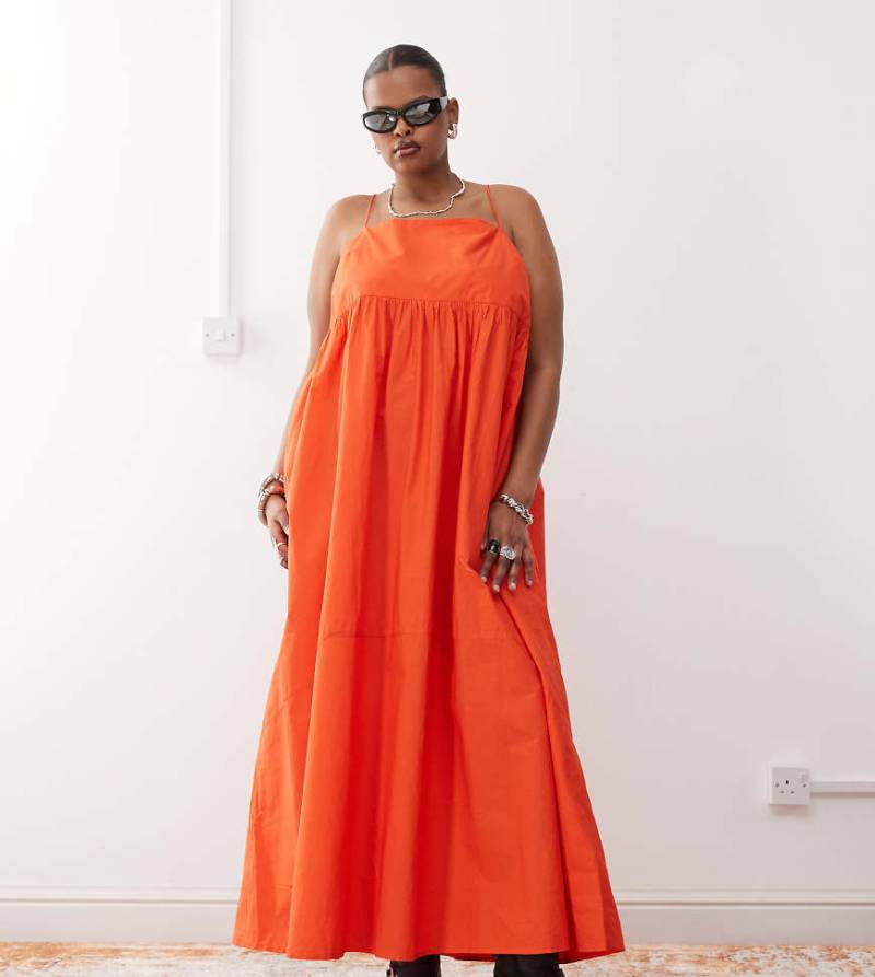 COLLUSION Plus - Maxi-Sommerkleid in Tomatenrot von Collusion