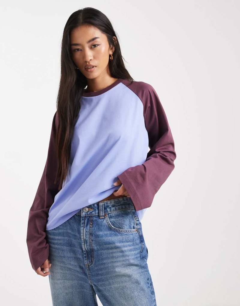 COLLUSION - Raglan-T-Shirt in Blau und Schokobraun mit Oversize-Schnitt-Bunt von Collusion