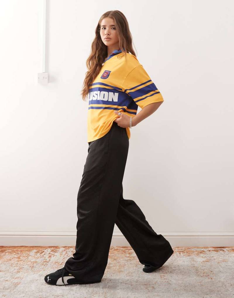COLLUSION - Satinhose in Schwarz mit weitem Bein von Collusion