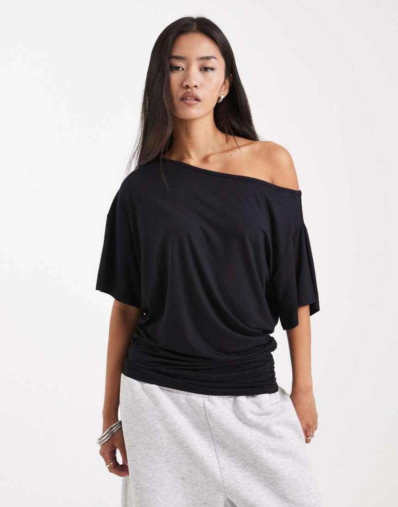 COLLUSION - Schulterfreies, drapiertes Oberteil in Schwarz von Collusion