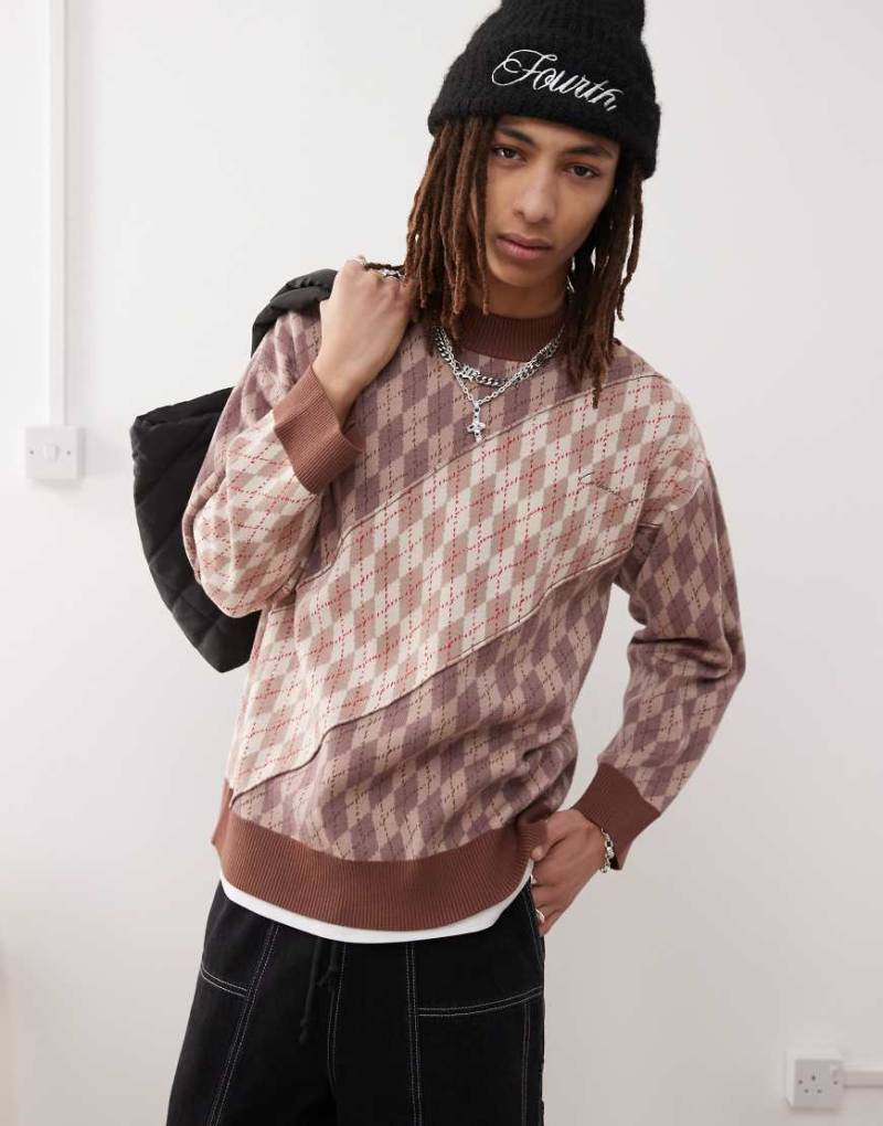 COLLUSION - Strickpullover in Cremeweiß mit geteiltem Rautenmuster-Neutral von Collusion