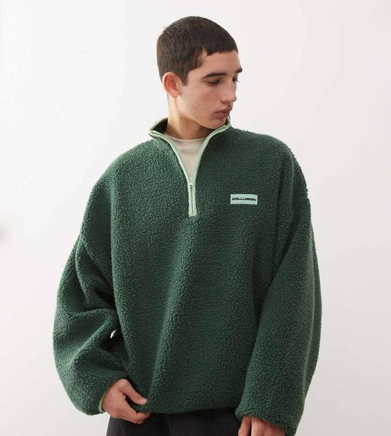 COLLUSION - Sweatshirt aus Teddyfleece in Grün mit halblangem Reißverschluss von Collusion