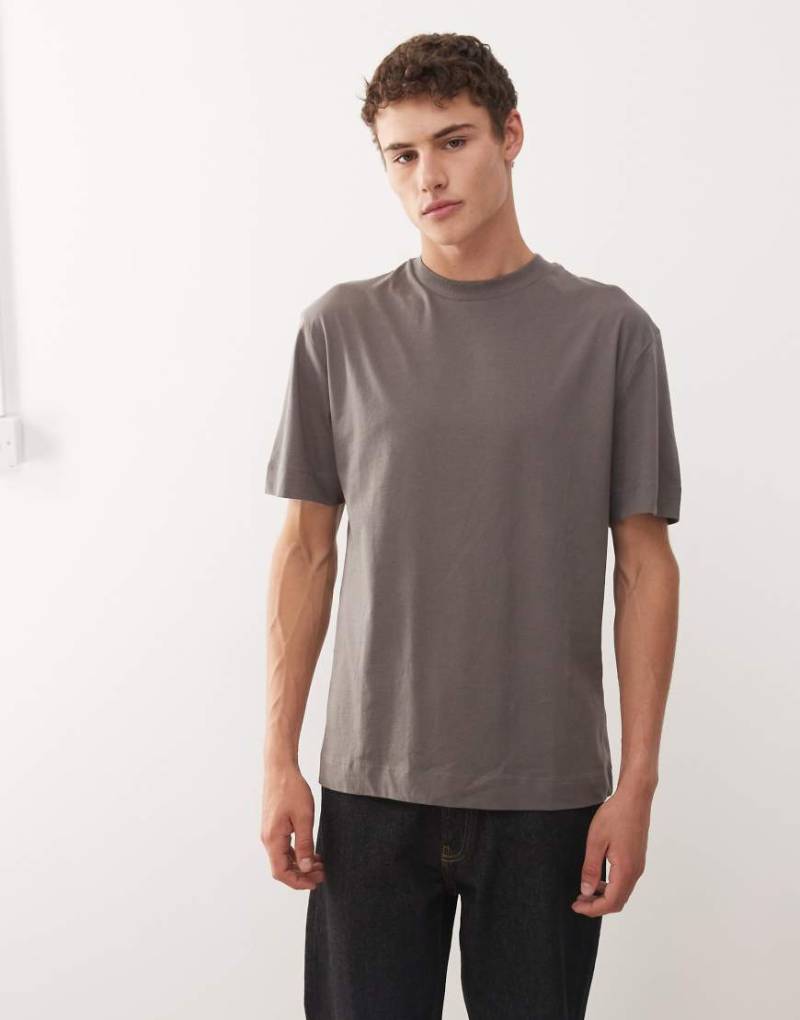 COLLUSION - T-Shirt in Anthrazit-Grau von Collusion