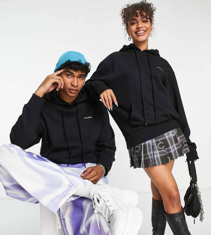 COLLUSION - Unisex-Kapuzenpullover in Schwarz mit Logo von Collusion