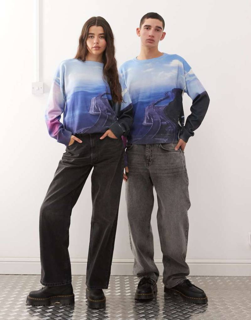 COLLUSION Unisex - Kastiger, gerippter Strickpullover mit verwaschenem Print-Bunt von Collusion