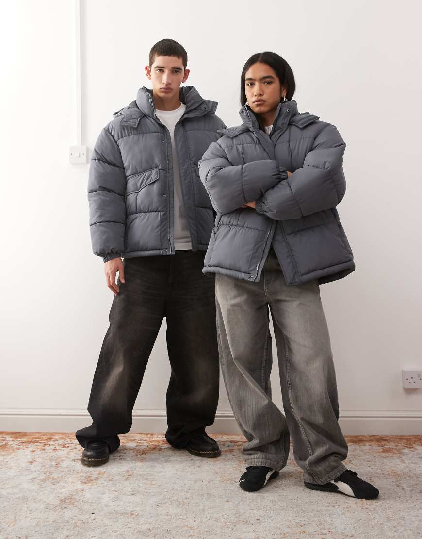 COLLUSION Unisex - Pufferjacke in Grau mit Kapuze-Schwarz von Collusion