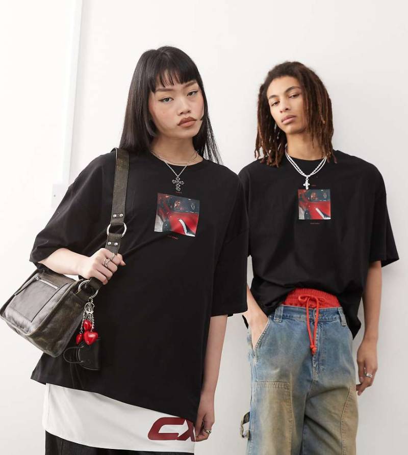 COLLUSION Unisex - T-Shirt in Schwarz mit offiziellem, lizenziertem „Nicki Minaj"-Foto-Print von Collusion